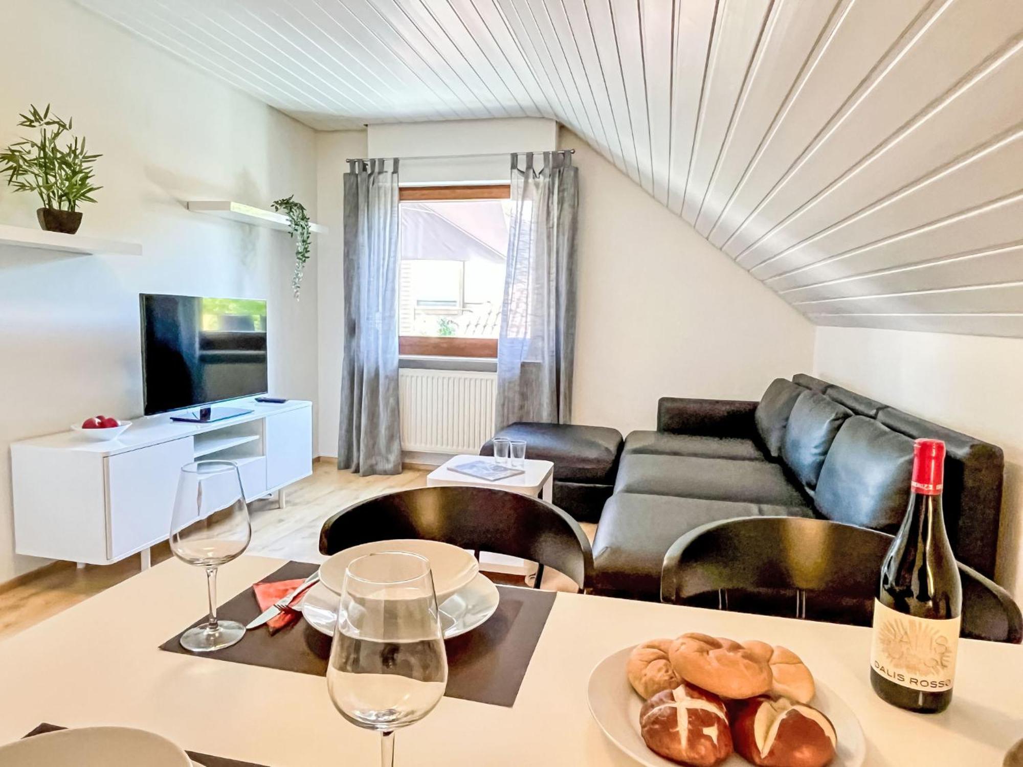Apartment Land in Sicht Rulfingen Exterior foto